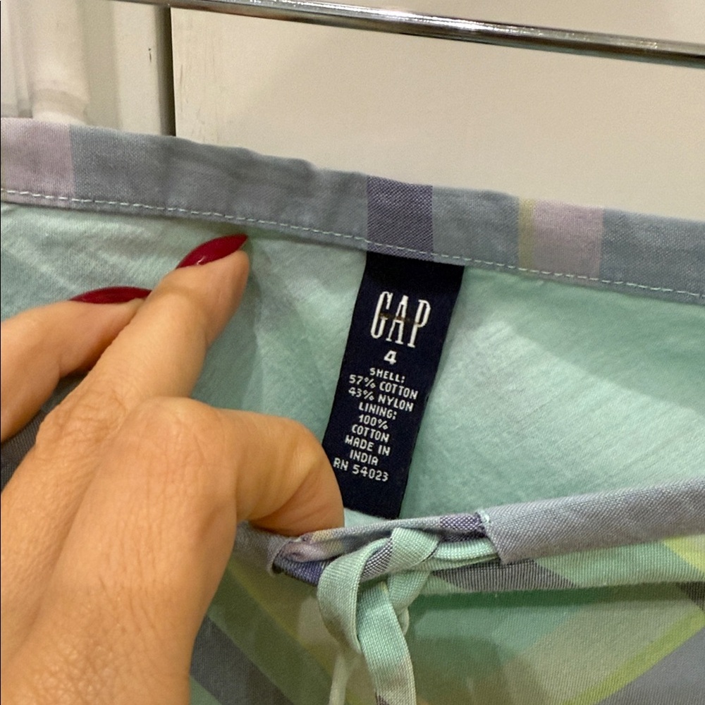 GAP Plaid Skirt in Pastel Blue and Green - Picture 2 of 8